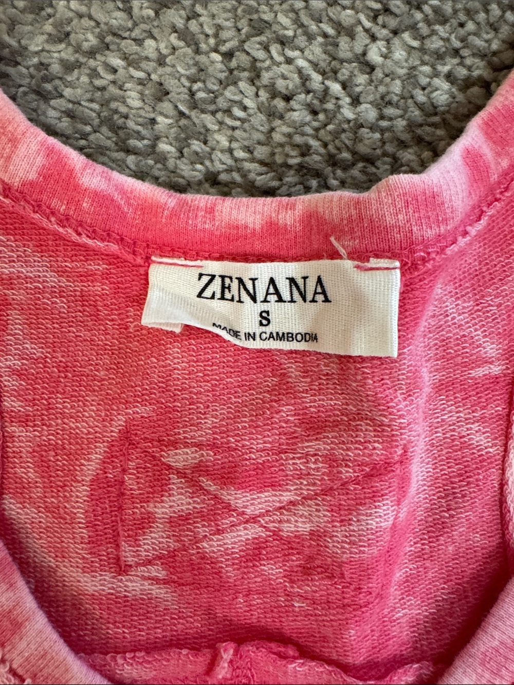 Zenana Outfitters Acid Washed Pink V-Neck Racerback Tank - Picture 2 of 6